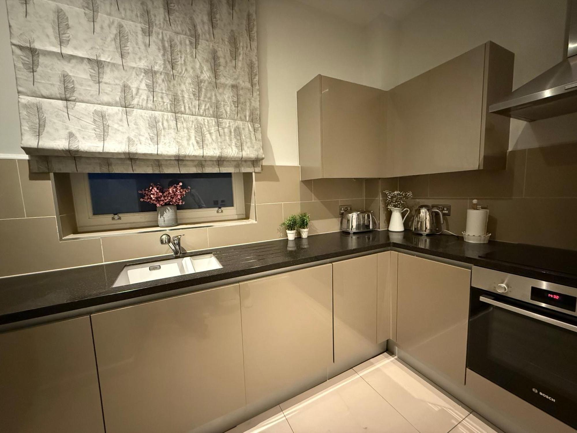 Baycroft House Apartment Лондон Екстериор снимка